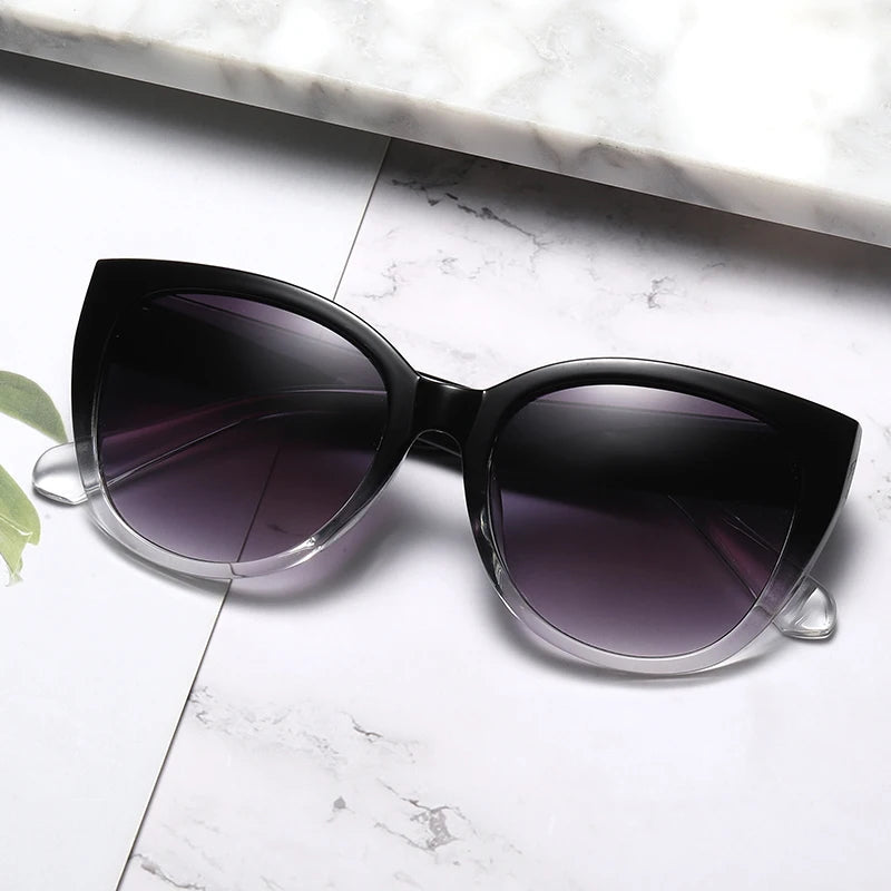 Ecevit: Elegantes Gafas de sol