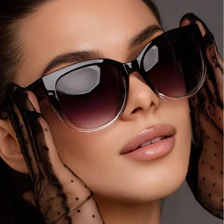 Ecevit: Elegantes Gafas de sol