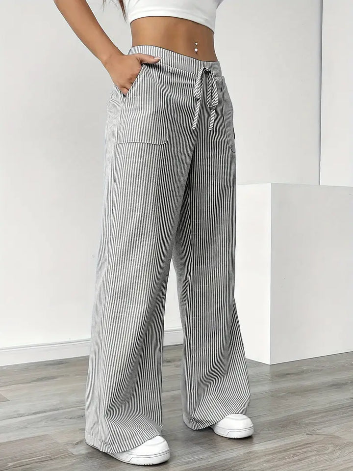 Alina - Pantalón Elegante A Rayas Con Bolsillos