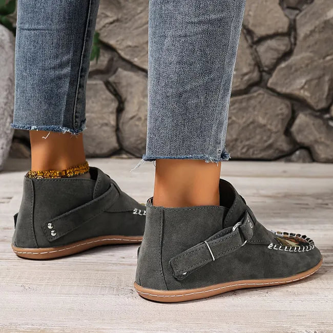 Viktoriy - Botines Planos Con Estampado de Gatos y Hebilla