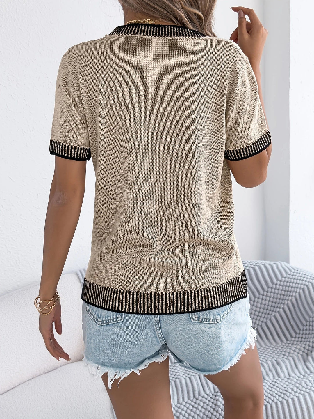 Alethea - Elegante Top De Punto Con Cuello Redondo y Rayas