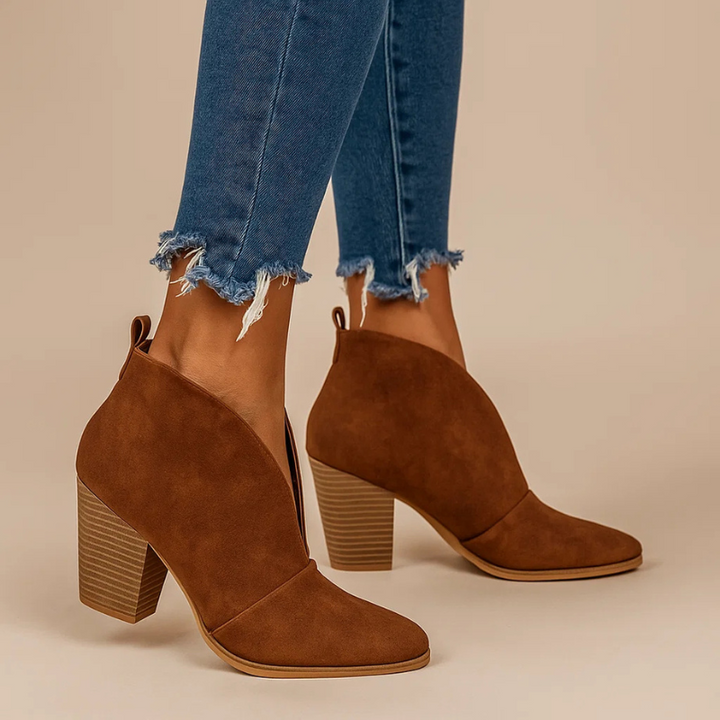 Phyllis - Botines Con Corte En V