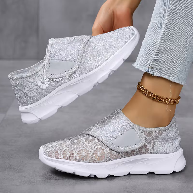 Sabyne - Zapatillas Deportivas de Encaje Floral Con Cierre de Velcro