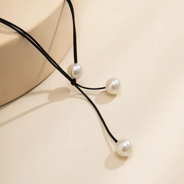 Lullia - Collar Geométrico Sencillo Con Hilo De Cera