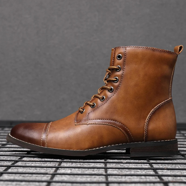 Shabtai - Elegante Bota de Cuero