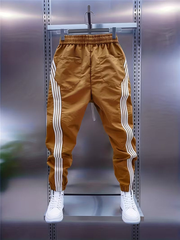 Nayyar - Pantalones Cargo Con Puños Y Parches