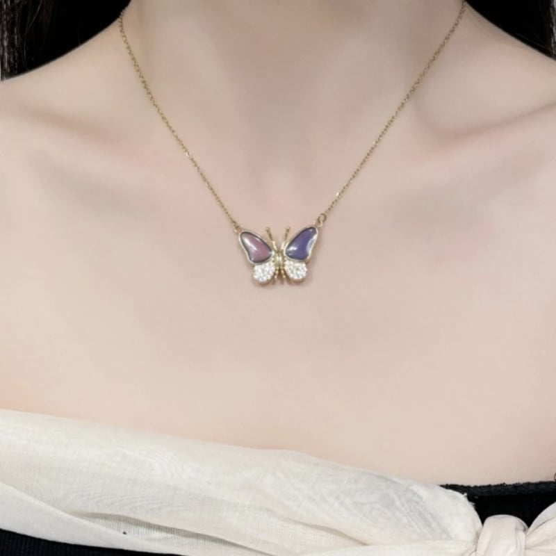 Celestafly - Collar con Mariposa Que Cambia de Color