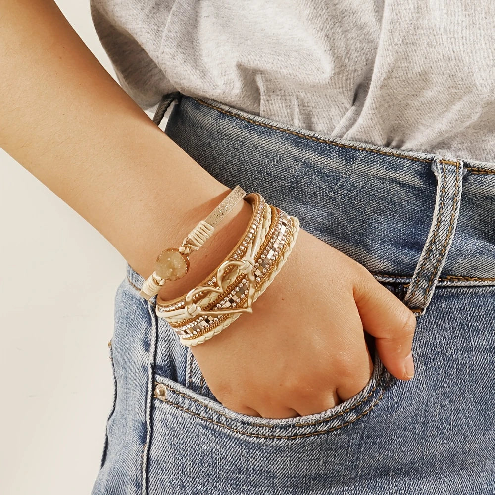 Joely - Pulsera De Cuero Multicapa Con Diseño De Corazón