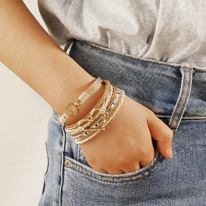 Joely - Pulsera De Cuero Multicapa Con Diseño De Corazón