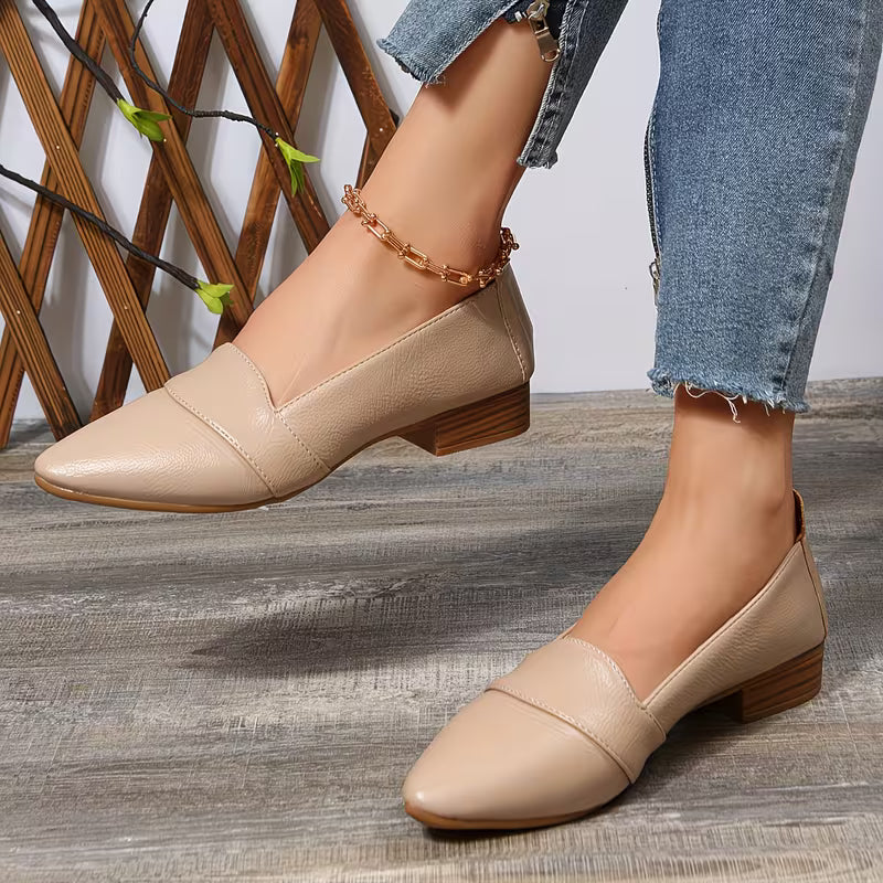 Alannah - Zapatos De Punta Con Tacón Bajo