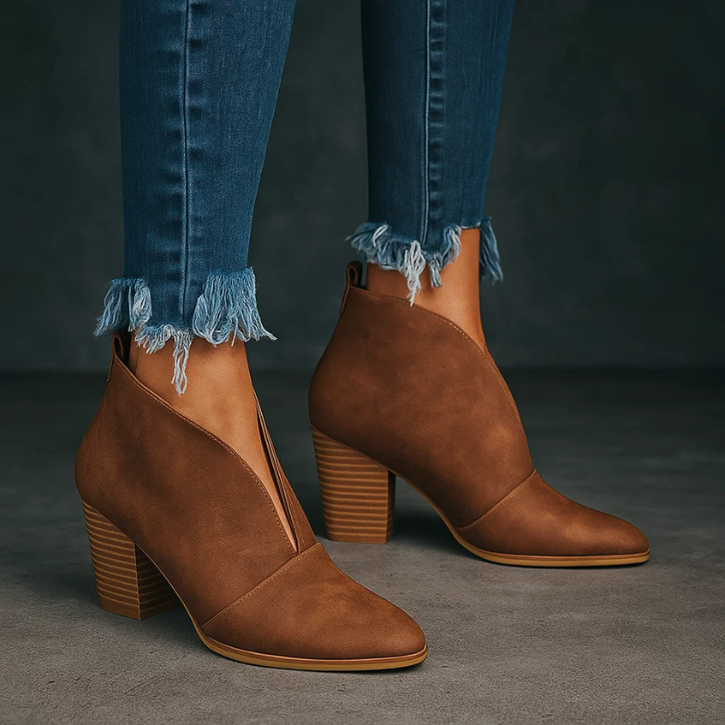Phyllis - Botines Con Corte En V