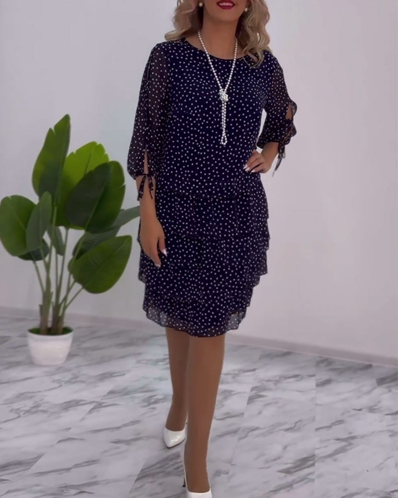 Eralyn - Vestido Escalonado Con Estampado De Lunares y Mangas Con Lazo y Abertura