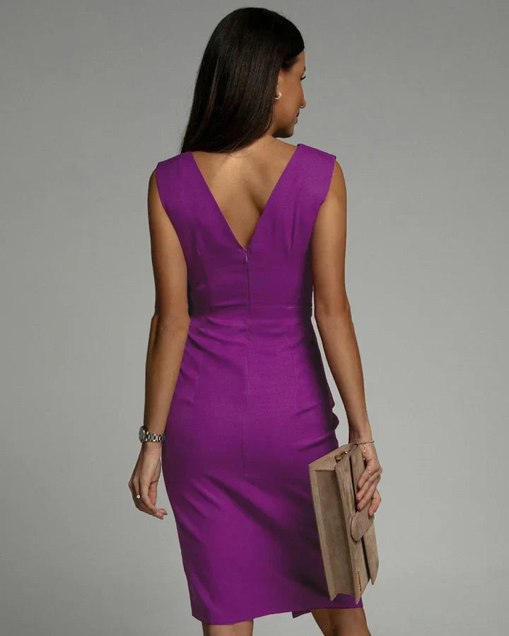Sumitra - Elegante Minivestido Con Cuello En V