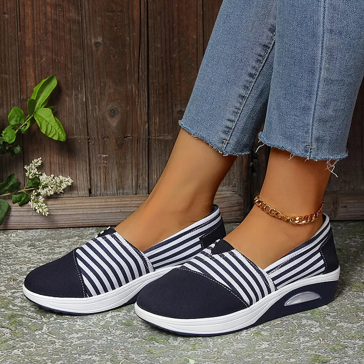 Tasha - Cómodas Zapatillas Ortopédicas Sin Cordones Rayas