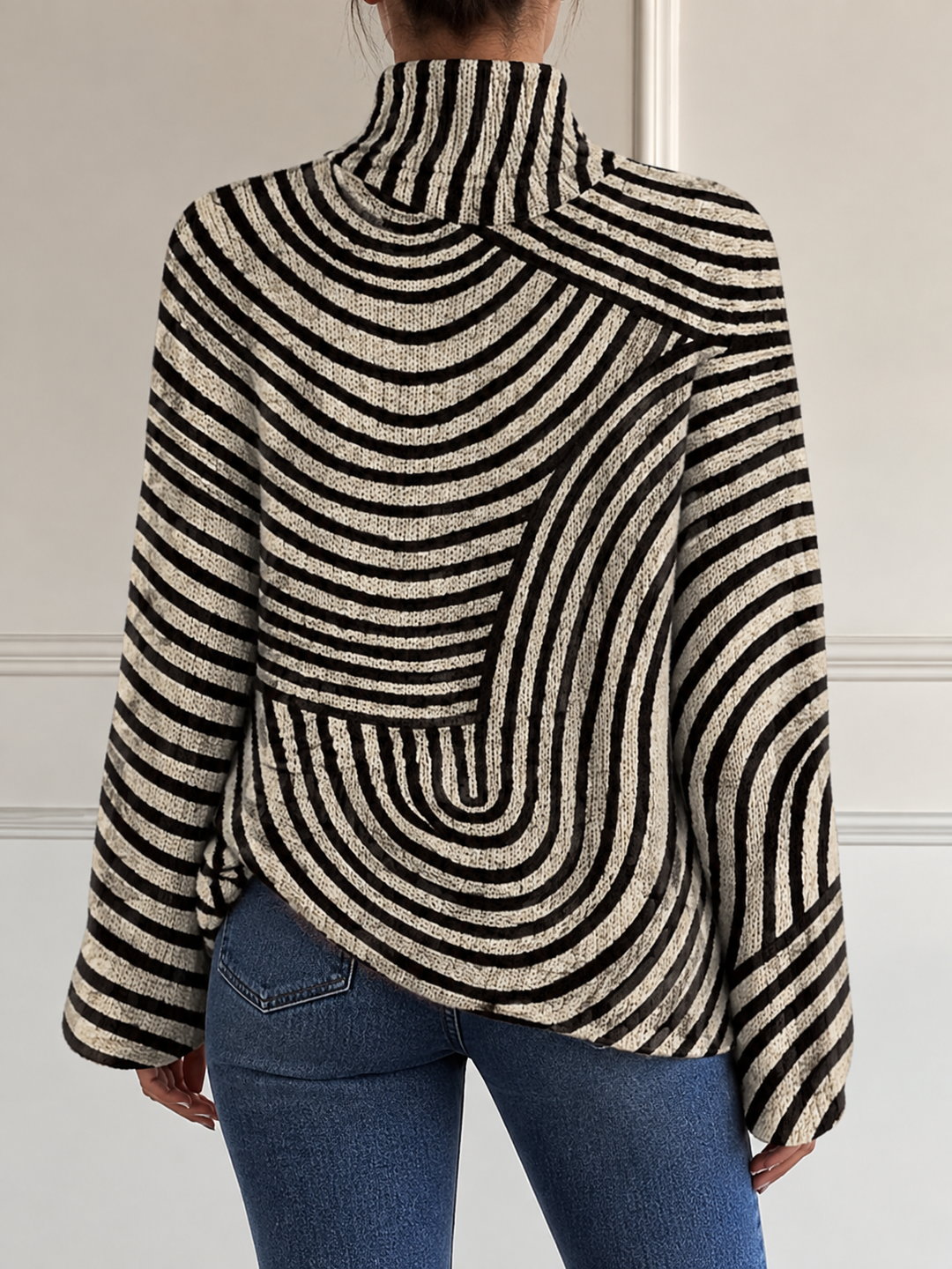 Silira - Jersey De Cuello Alto Con Diseño De Líneas