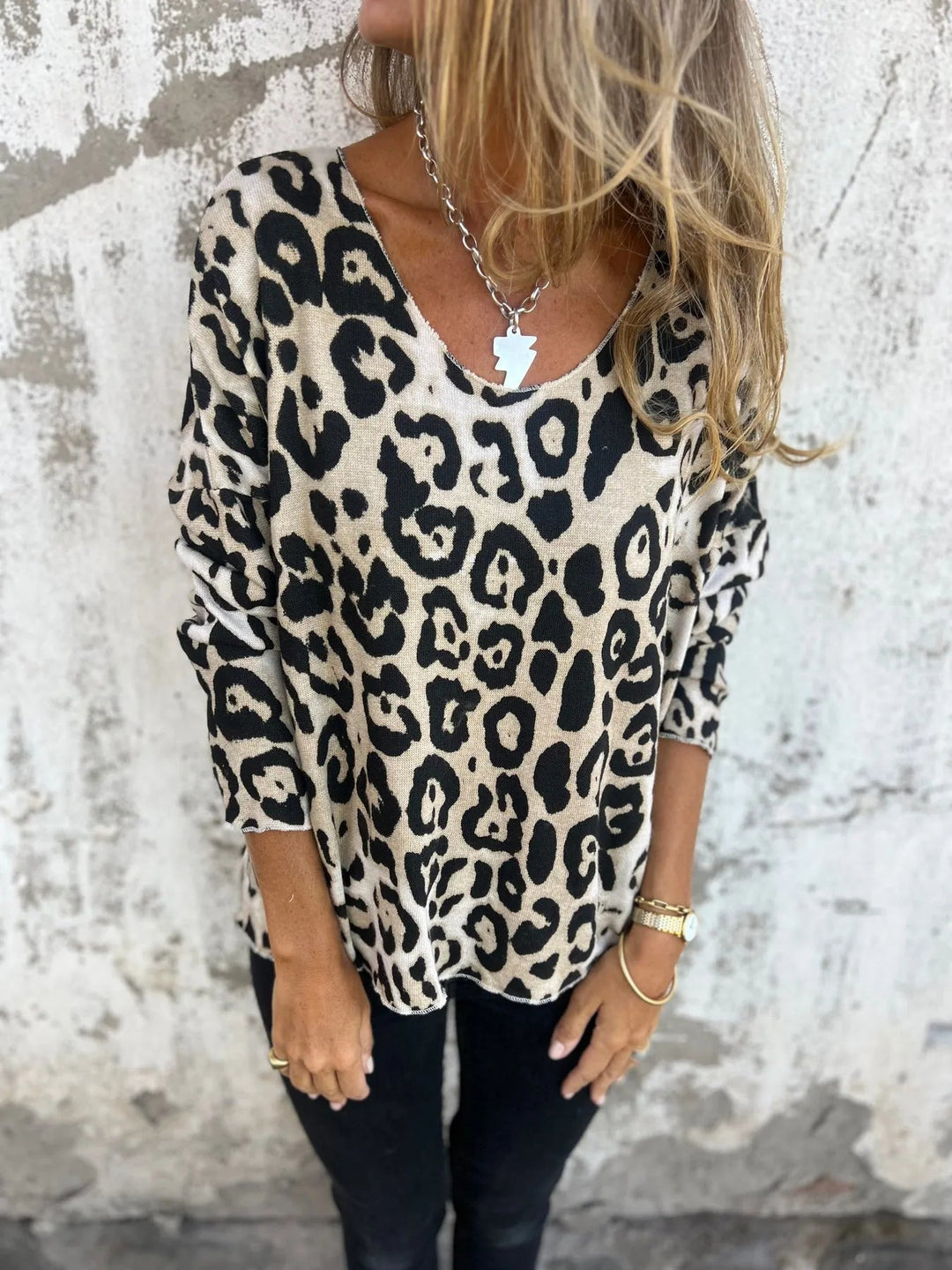 Swantje - Blusa Redonda con Cuello y Estampado de Leopardo