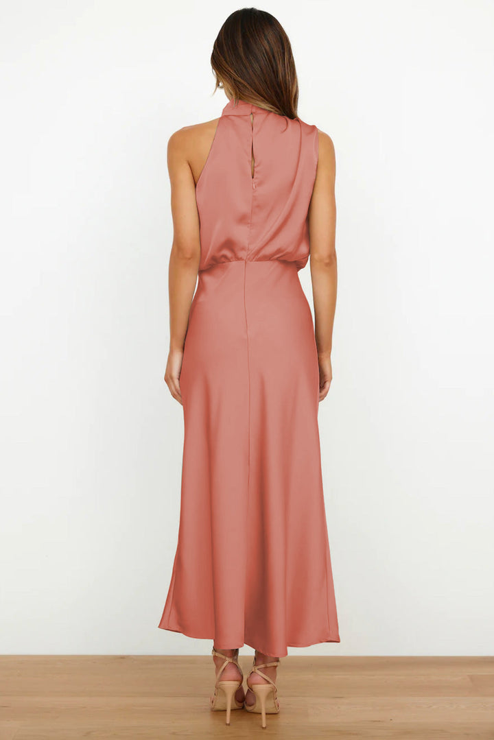Justyna – Vestido Largo Con Escote Halter