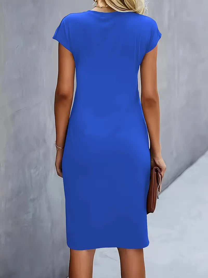 Adelina - Elegante Vestido Con Cuello Redondo