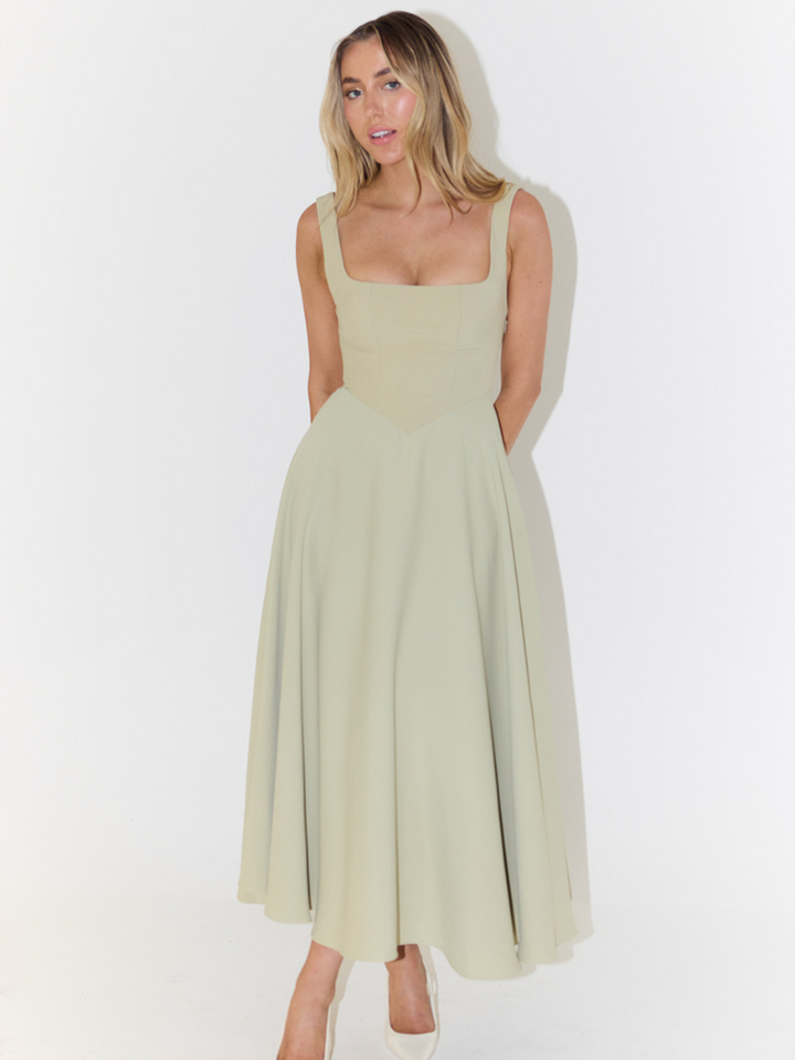 Zinovia - Elegante Vestido Sin Mangas