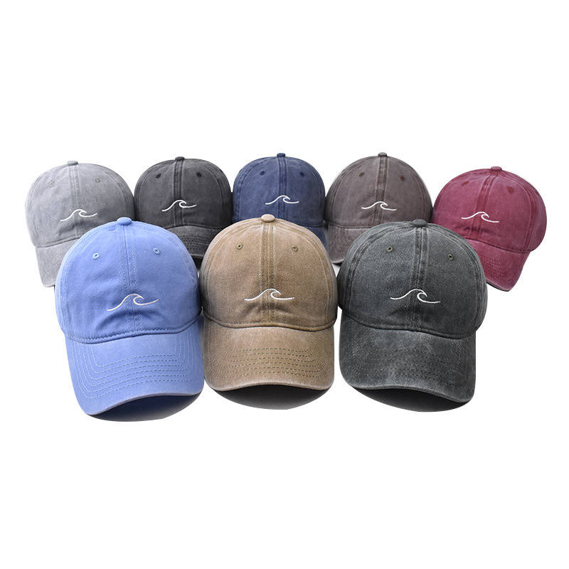 Erkan - Gorra con Bordado de Ondas