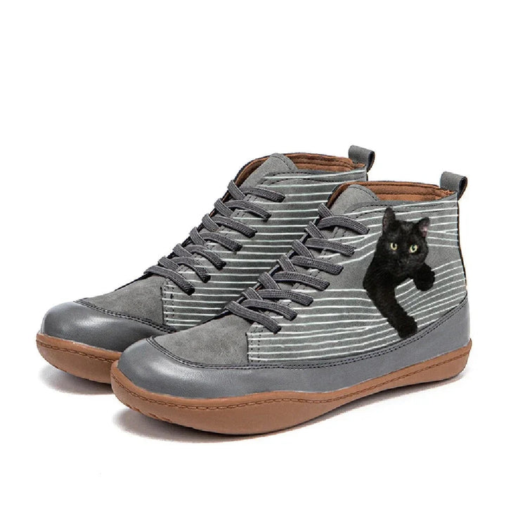 Zara - Bota Elegante Con Diseño de Gato