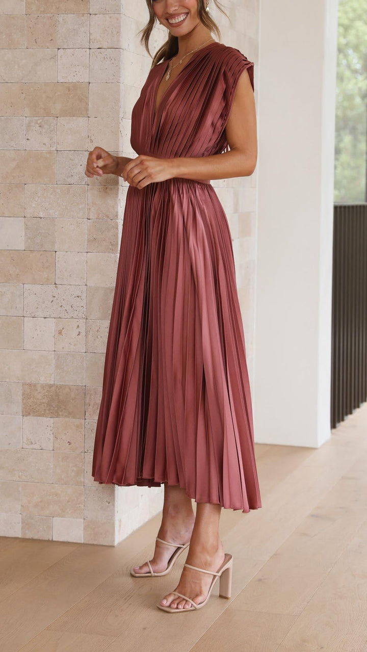Iria - Elegante Vestido Plisado