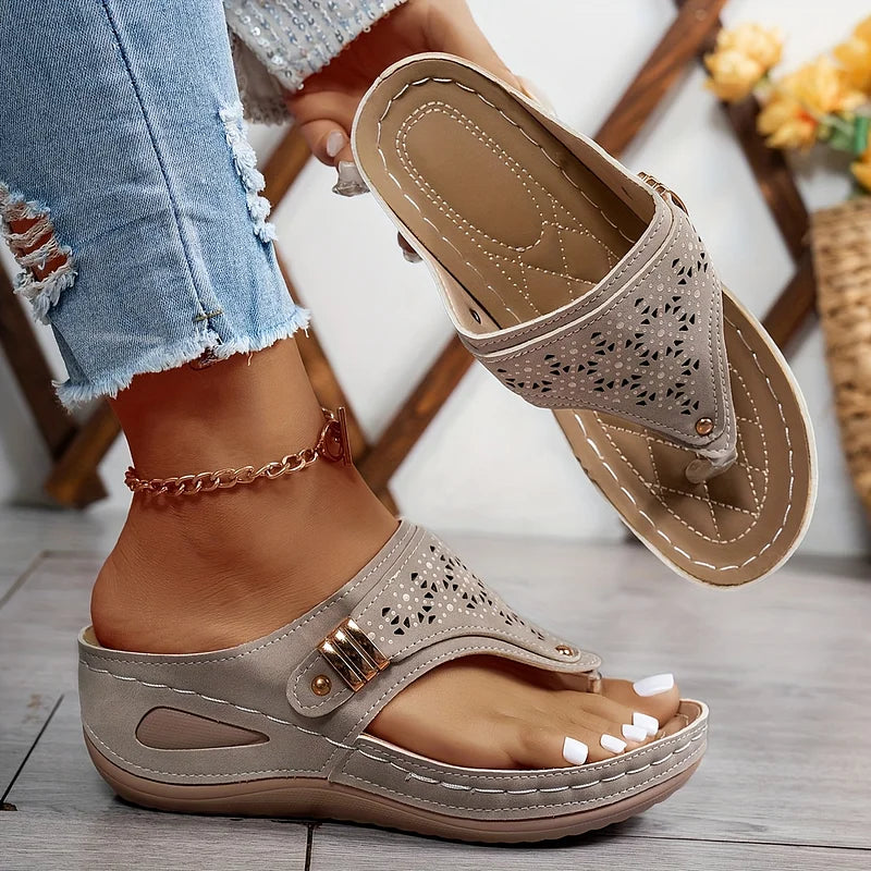 Tiara - Sandalias Con Cuña Elegantes