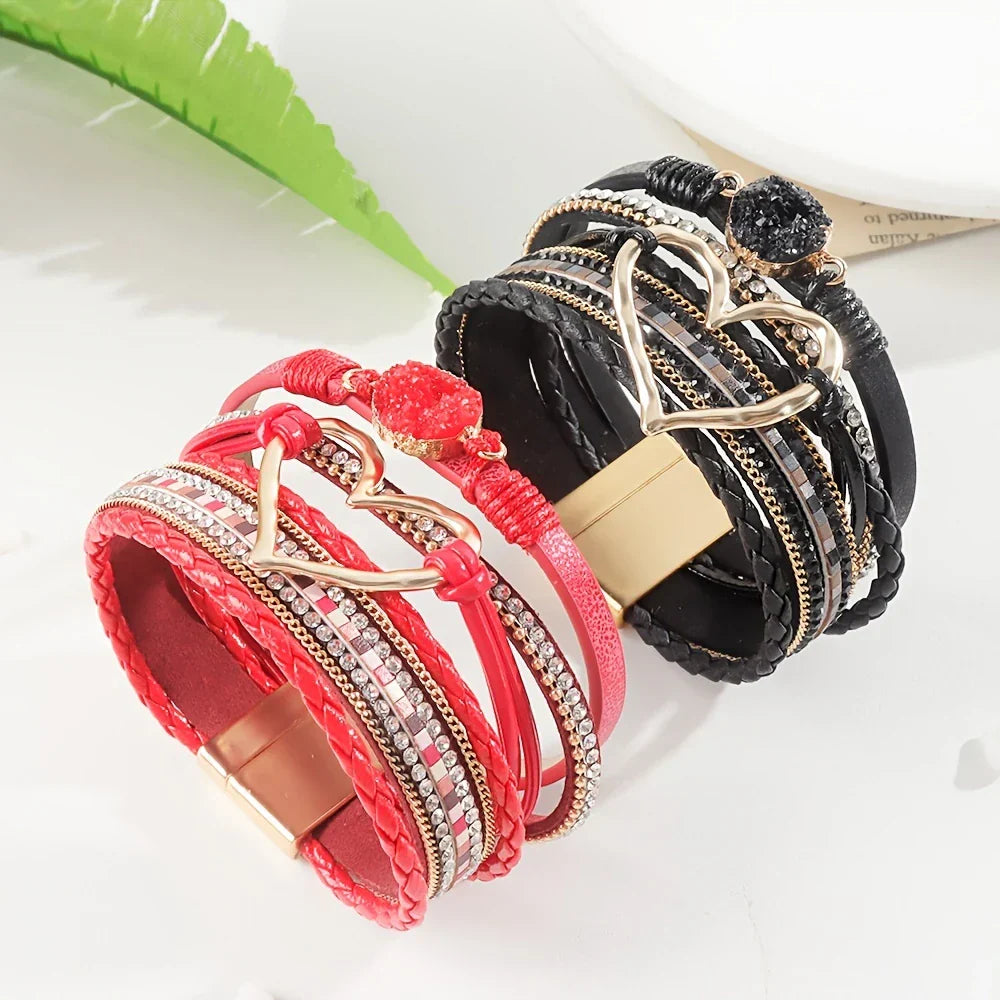 Joely - Pulsera De Cuero Multicapa Con Diseño De Corazón