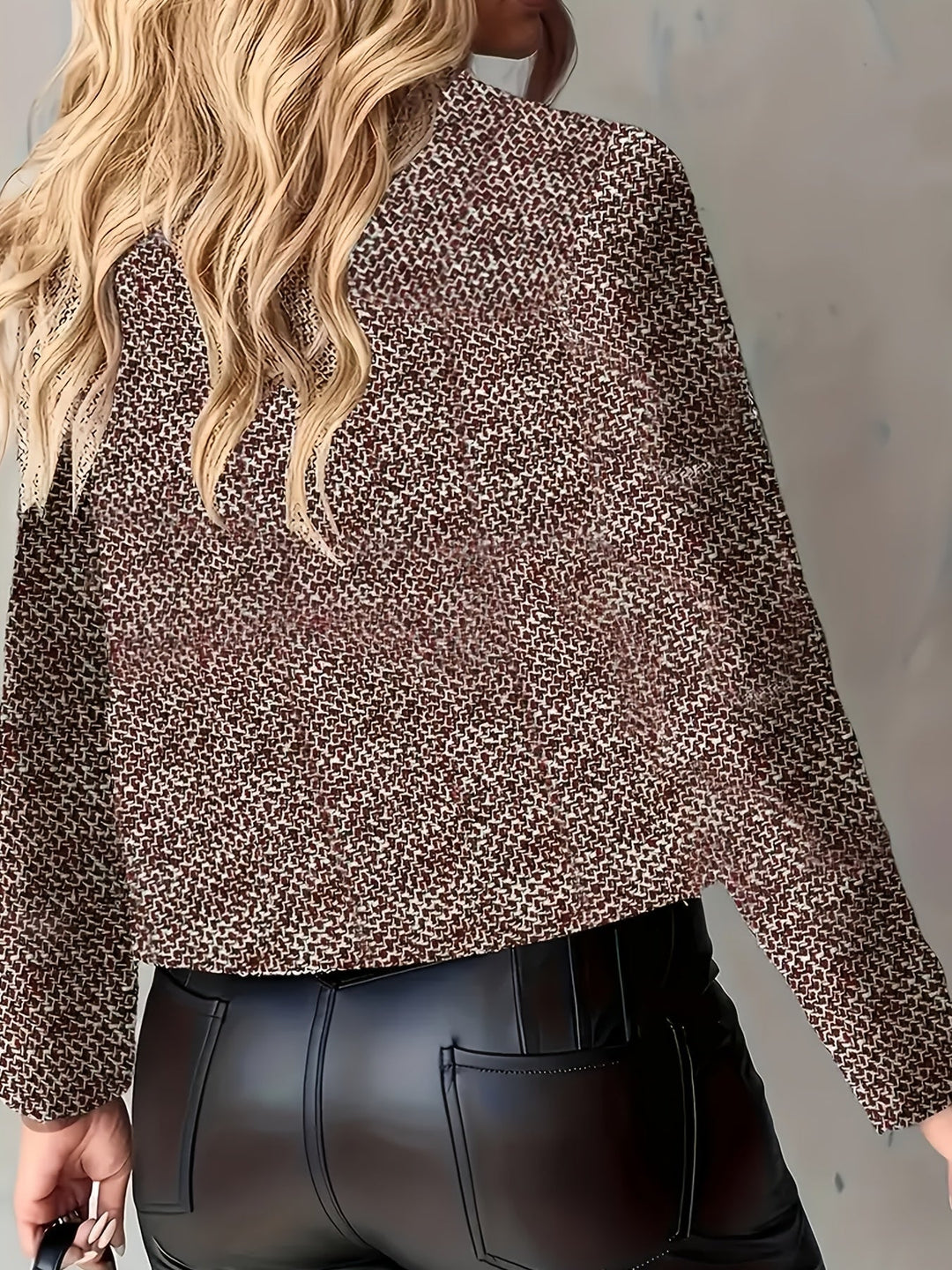 Aruzhan - Elegante Chaqueta De Manga Larga Con Botones