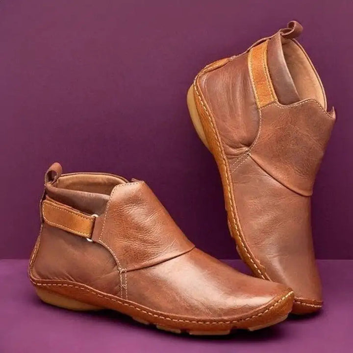 Naadine - Impermeable Cómoda Bota