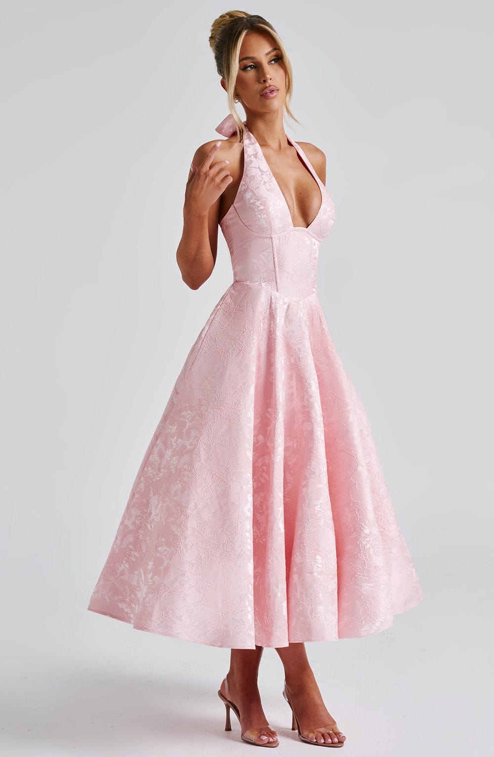 Myra - Vestido Midi Con Cuello Halter A La Moda
