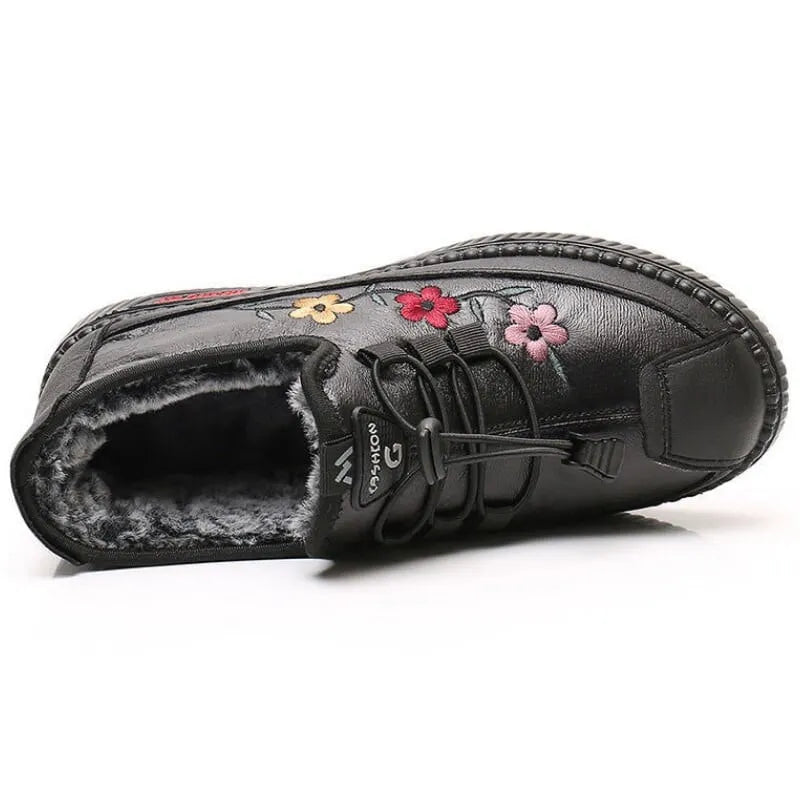 Jaruwan - Botines Con Bordado Floral y Forro de Piel