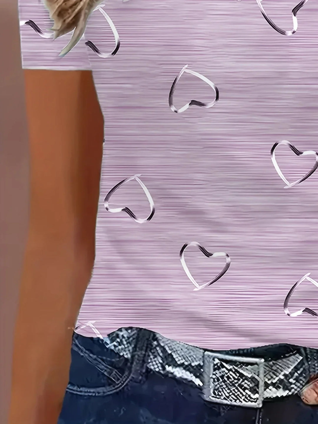 Emlyn - Top Moderno Con Cuello En V y Estampado De Corazones