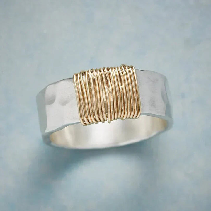 Jaela - Anillo Boho Con Hilos Dorados