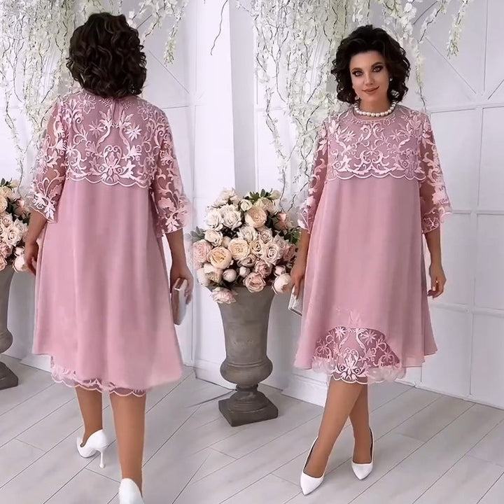 Herminia - Vestido De Encaje Transparente En Una Mirada En Capas