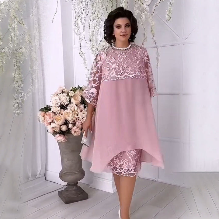 Herminia - Vestido De Encaje Transparente En Una Mirada En Capas