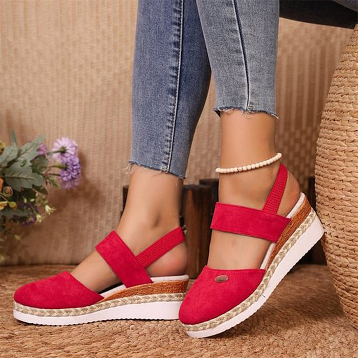 Delilah - Sandalias De Tiras Con Cuña Baja