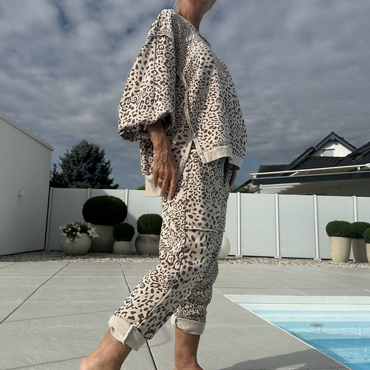 Leenora - Conjunto De Dos Piezas Con Estampado De Leopardo