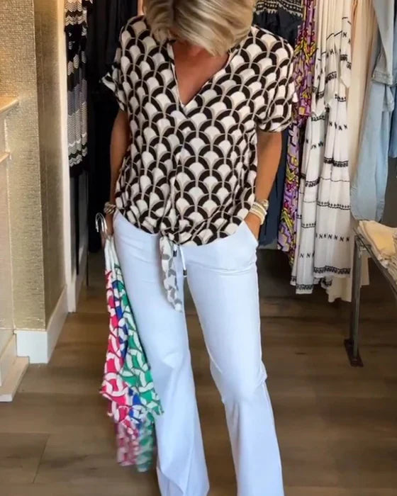 Emilya - Top Informal Con Cuello en V y Estampado