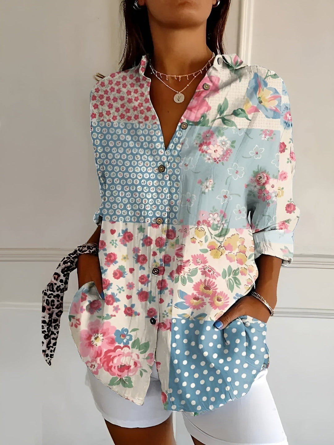 Brenda - Blusa Informal Con Flores y Ondas
