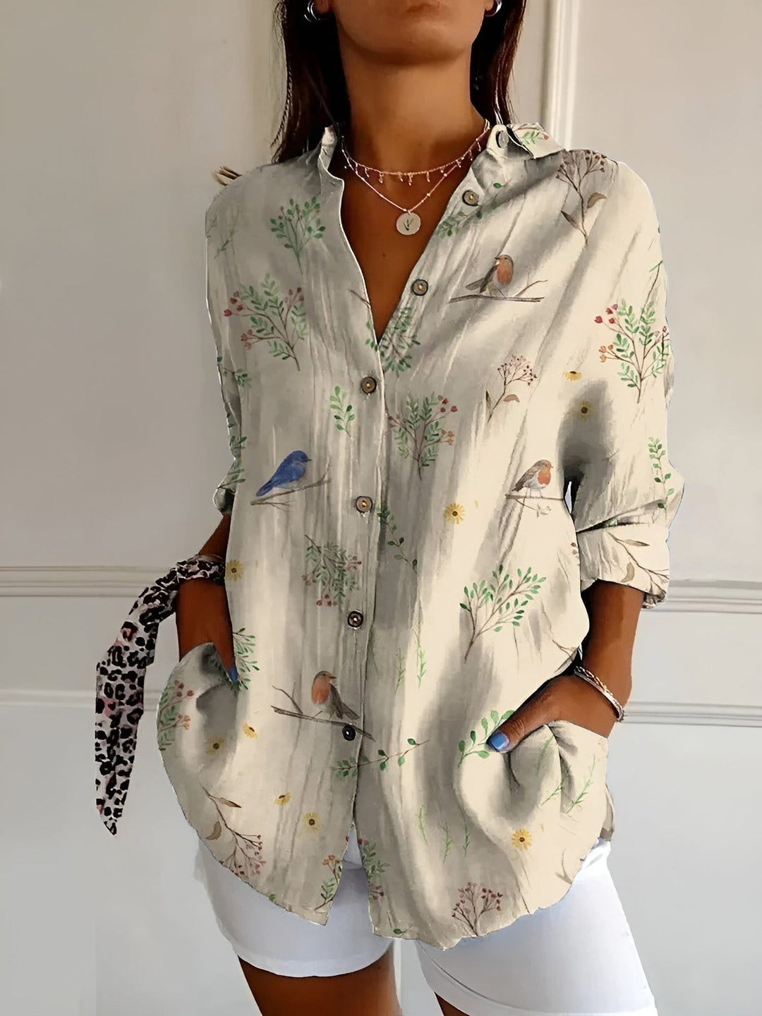 Brenda - Blusa Informal Con Flores y Ondas